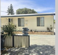 Jbay beach shack - Accommodation Resorts