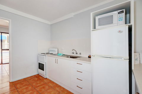 West Beach Lagoon 204 â€“ Ground Floor - Accommodation Resorts 7