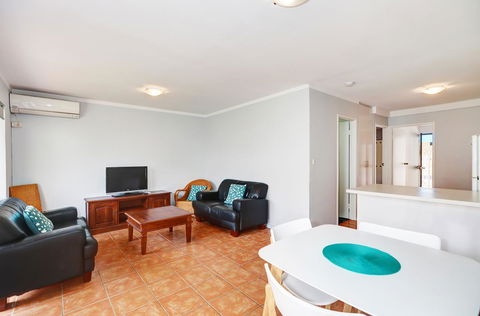 West Beach Lagoon 204 â€“ Ground Floor - Accommodation Resorts 11