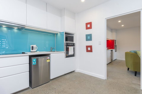 Sunset Place Apartments - Accommodation Resorts 5