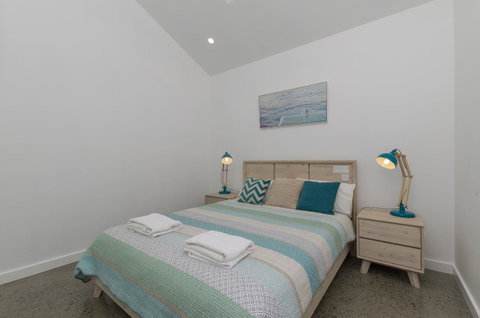 Sunset Place Apartments - Accommodation Resorts 37