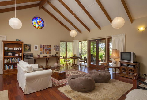 Innisfree Mountain Retreat - Accommodation Resorts 2