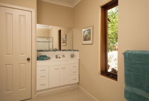 Innisfree Mountain Retreat - Accommodation Resorts 7