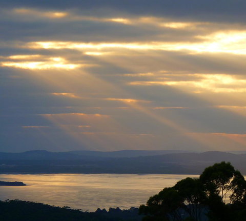 Innisfree Mountain Retreat - Accommodation Resorts 11