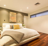 Ambar Villa Between City and Freo - Accommodation Resorts