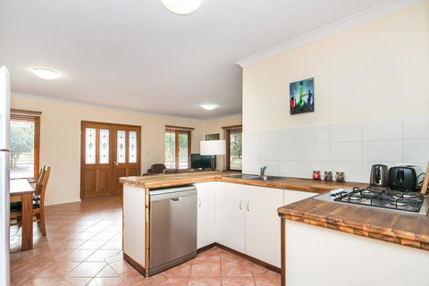 Coranda Lodge - Accommodation Resorts 16