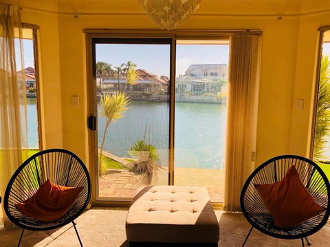 LA ANCHOR ON THE CANALS (MANDURAH) - Accommodation Resorts 3