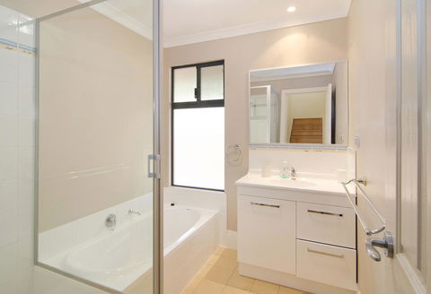 Tranquility - Accommodation Resorts 10