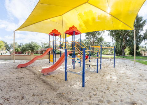Banksia Tourist Park - Accommodation Resorts 4