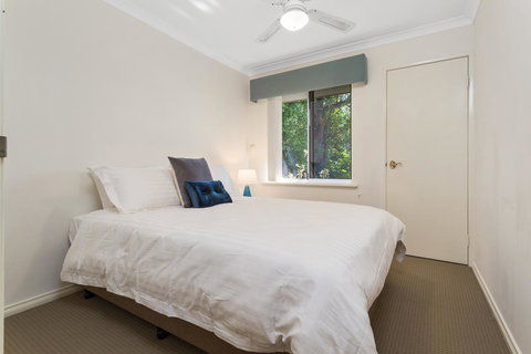 Como South Perth Villa - Accommodation Resorts 4