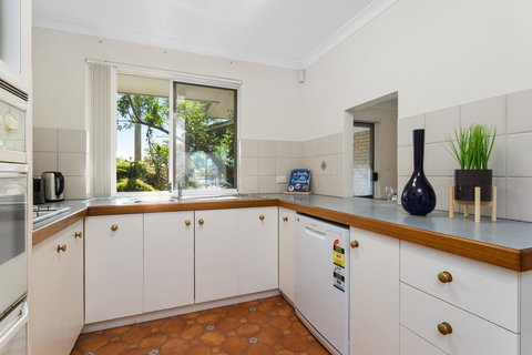 Como South Perth Villa - Accommodation Resorts 11