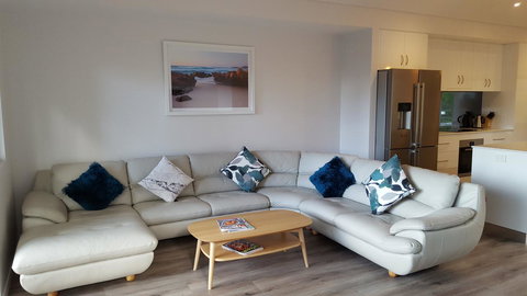 Cape Villas - Accommodation Resorts 8