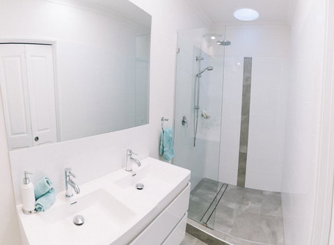 Sun Studio - Accommodation Resorts 15