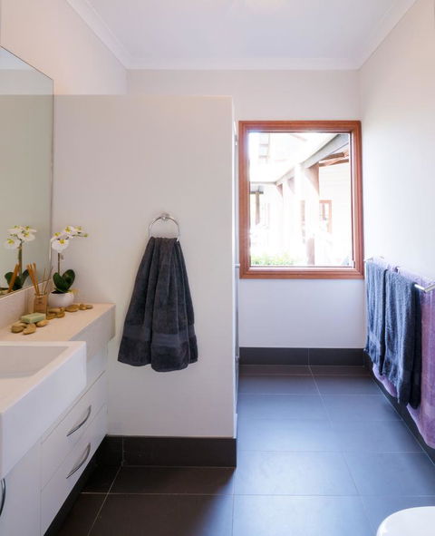 The Farmhouse - Accommodation Resorts 7