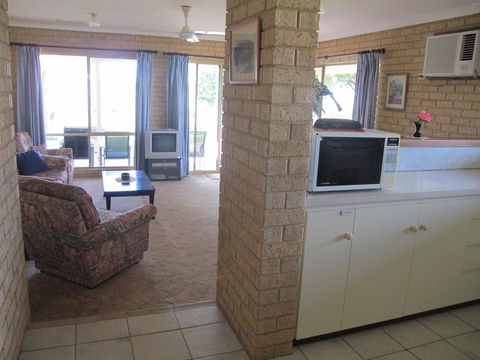Kalbarri Riverfront Unit - Accommodation Resorts 15