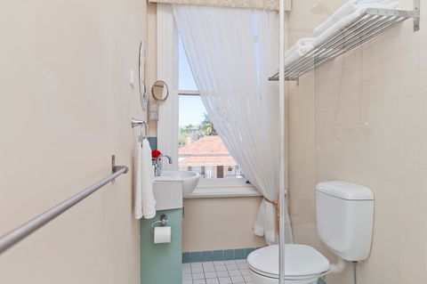 Apartment Faro - Accommodation Resorts 7