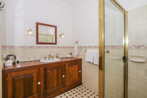 Rosebridge House Bed & Breakfast Adult Retreat - Accommodation Resorts 20