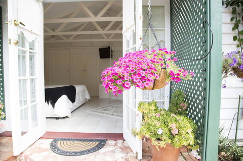 Rosebridge House Bed & Breakfast Adult Retreat - Accommodation Resorts 8