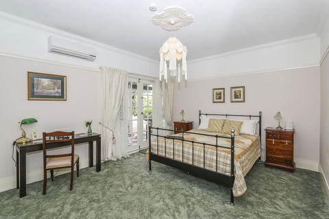 Rosebridge House Bed & Breakfast Adult Retreat - Accommodation Resorts 14