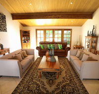 Nivalis Bed And Breakfast - Accommodation Resorts