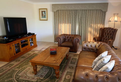 Nivalis Bed And Breakfast - Accommodation Resorts 21
