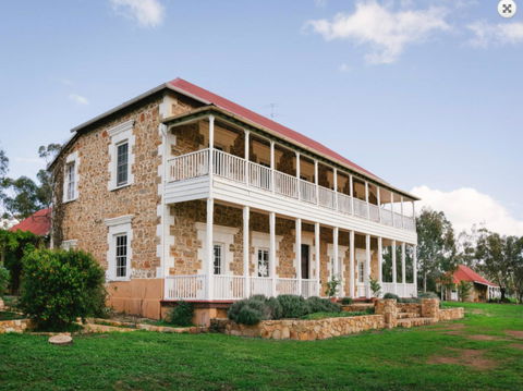 Daisy Cottage - Accommodation Resorts 9