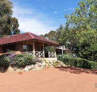 Eleebana Guest House - Accommodation Resorts
