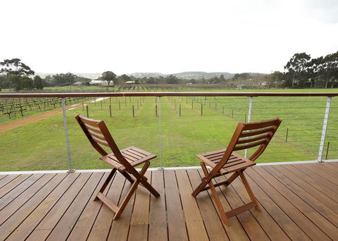 Lot113 Vineyard Accommodation - Accommodation Resorts 5