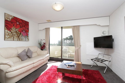 Atrium Hotel Mandurah - Accommodation Resorts 42