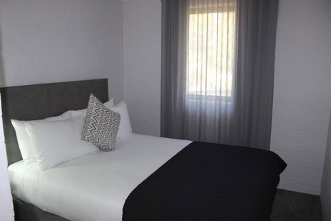 Atrium Hotel Mandurah - Accommodation Resorts 3