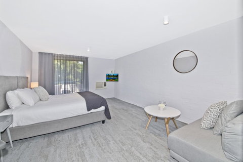 Atrium Hotel Mandurah - Accommodation Resorts 14