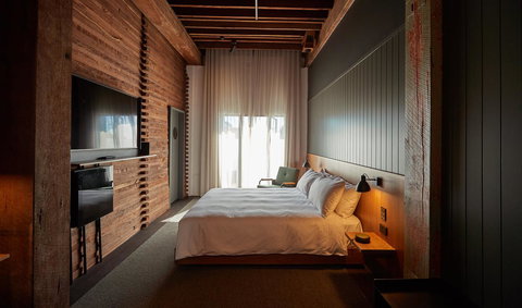 The Premier Mill Hotel - Accommodation Resorts 1