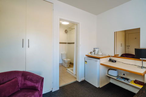 Canning Bridge Auto Lodge - Accommodation Resorts 22