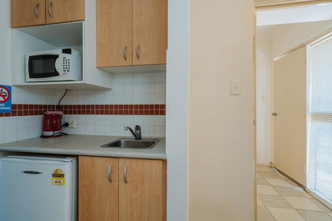 Canning Bridge Auto Lodge - Accommodation Resorts 7