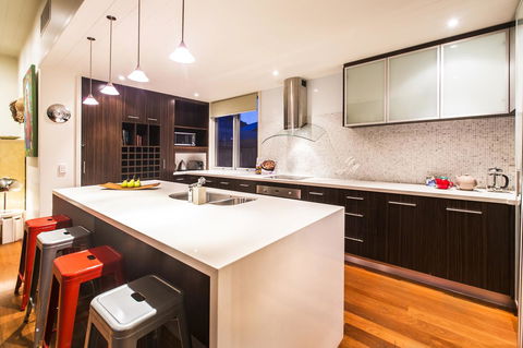 Arthouse - Accommodation Resorts 4