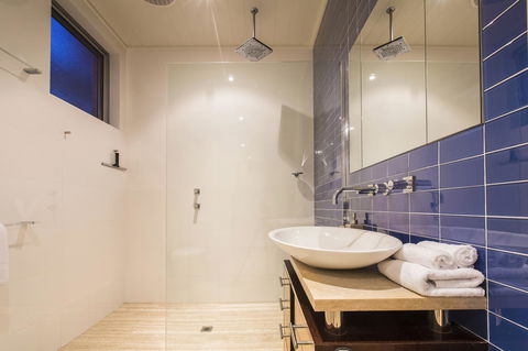 Arthouse - Accommodation Resorts 14