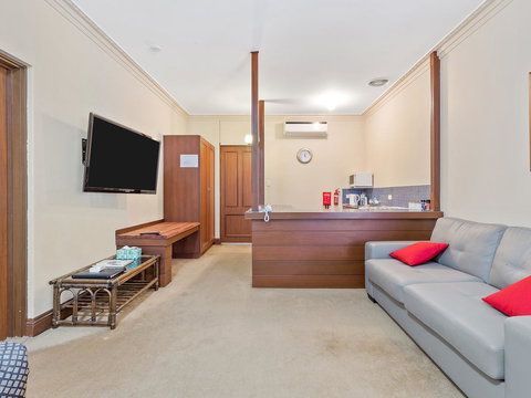 Heritage Country Motel - Accommodation Resorts 21