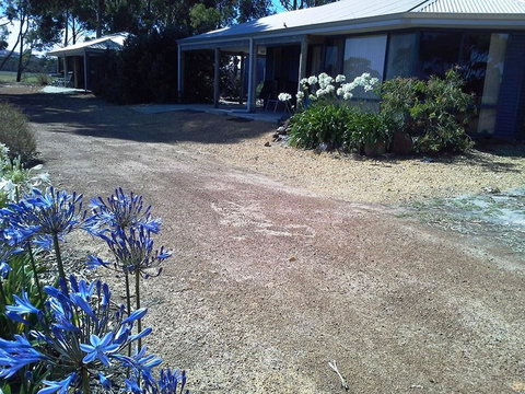 Cosy Corner Chalets - Accommodation Resorts 11