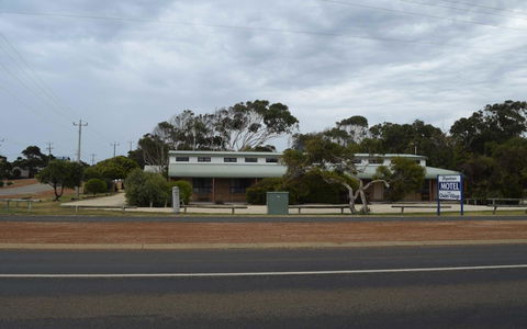 Hopetoun Motel & Chalet Village - Accommodation Resorts 18