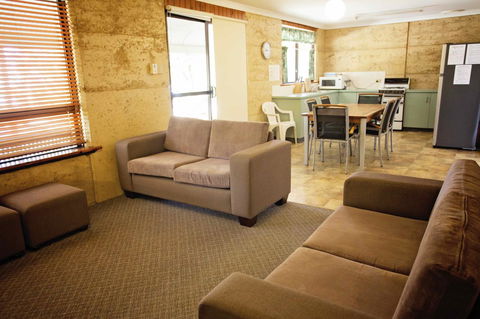 Hopetoun Motel & Chalet Village - Accommodation Resorts 8