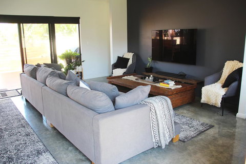 Bayside Luxury Escape Busselton - Accommodation Resorts 8