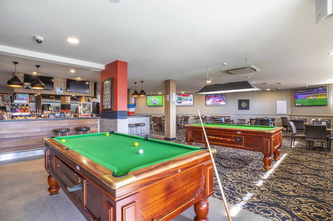 Nightcap At Carlyle Hotel - Accommodation Resorts 21