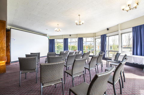 Nightcap At Carlyle Hotel - Accommodation Resorts 25