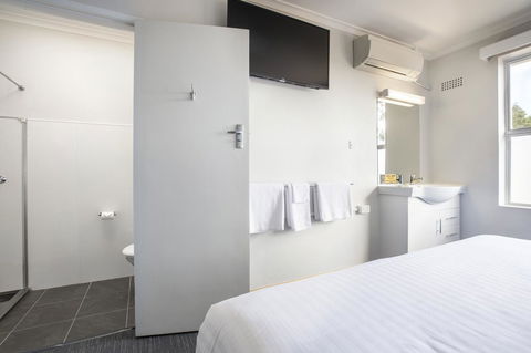 Nightcap At Carlyle Hotel - Accommodation Resorts 2