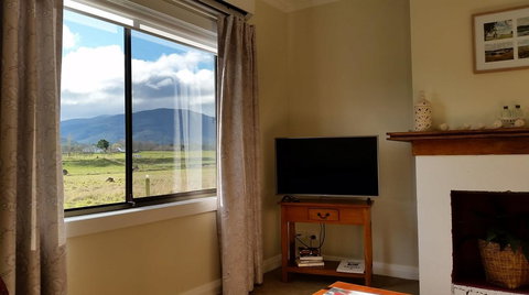 The Manager\'s Cottage - Accommodation Resorts 14