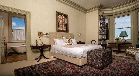 The Corinda Collection - Accommodation Resorts 24