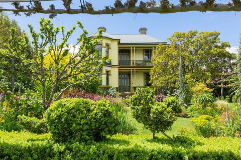 The Corinda Collection - Accommodation Resorts 16