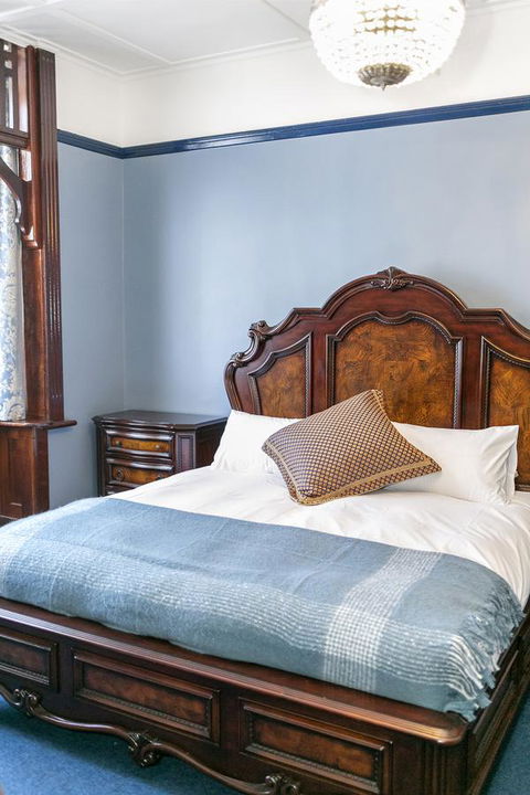 Insomnia On Elizabeth - Accommodation Resorts 17