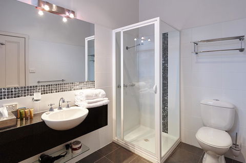 Auldington Hotel - Accommodation Resorts 7