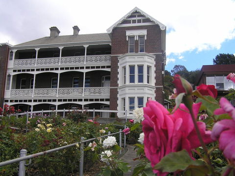 Auldington Hotel - Accommodation Resorts 24